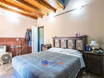 Casa a la venta en country Banco Provincia