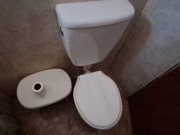 Terreno con casa en Francisco Alvarez (Moreno)