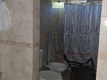 Terreno con casa en Francisco Alvarez (Moreno)