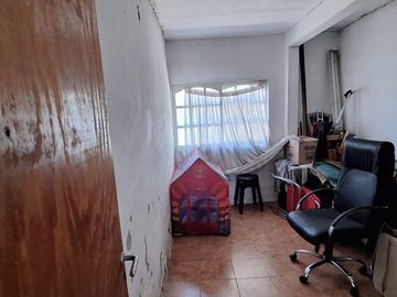 Terreno con casa en Francisco Alvarez (Moreno)