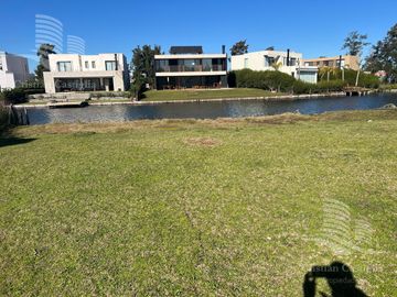 Terreno en Laguna Grande