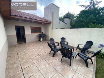Casa / Chalet - Calle 5 entre 34 y 36 - Zona VI - Miramar