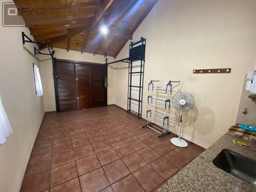 Casa / Chalet - Calle 5 entre 34 y 36 - Zona VI - Miramar