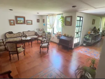 Casa de Campo con Amplio Jardín en Venta en San Pedro Cholula, Puebla