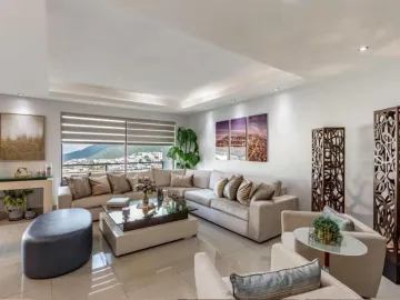 LOMAS DE MONTECRISTO. ESPECACULAR RESIDENCIA CON 3 NIVELES Y UNA PRECIOSA ALBERCA. OPORTUNIDAD ÚNICA