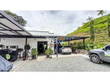 Finca con hermosa vista en venta El Peñol