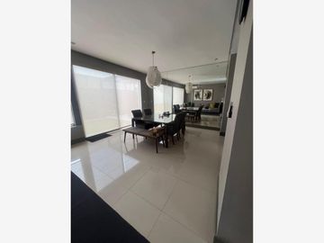 Casa en Venta en Fontana Residencial, Santiago, Nuevo León