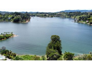 Finca en venta con hermosa vista panorámica El Peñol