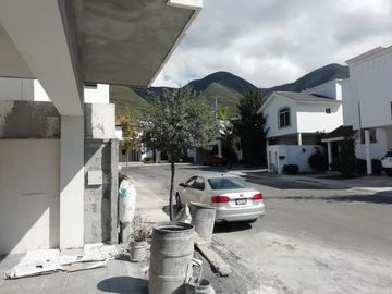 Casa en Venta en Canterías Norte, Monterrey, Nuevo León