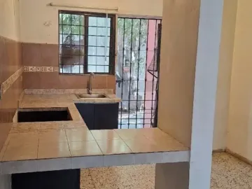 Casa en venta en Las Puentes Sector 1, San Nicolás de los Garza, Nuevo León