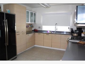 Casa en Venta en Jardines del Paseo, Monterrey, Nuevo León