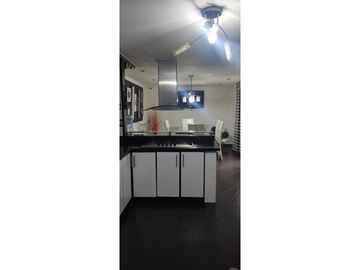 VENDO CASA EN LA ESMERALDA- MI