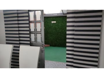 VENDO CASA EN LA ESMERALDA- MI