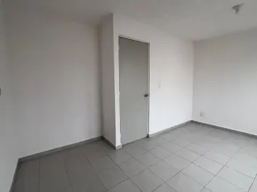 Casa en venta en Valle de la Hacienda, Toluca, México