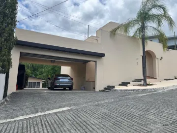 CASA quinta VENTA por el barrial CARRETERA NACIONAL SANTIAGO