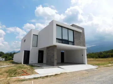 CASA EN VENTA por presa la boca y el cercado Carretera Nacional Santiago