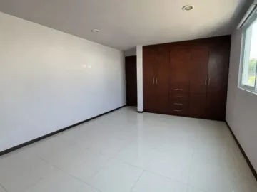 Hermosa casa VENTA en Fraccionamiento Molino de Santo Domingo, Puebla