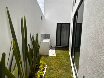 Casa en Venta en San Bernardino Tlaxcalancingo, San Andrés Cholula, Puebla