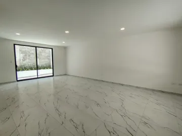 CASA EN VENTA EN FRACCIONAMIENTO CERRADO DE CUAUTLANCINGO