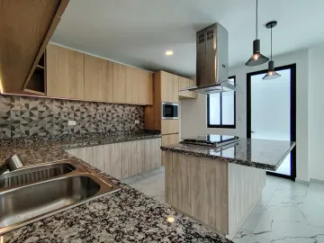 CASA EN VENTA EN FRACCIONAMIENTO CERRADO DE CUAUTLANCINGO