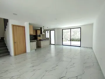 CASA EN VENTA EN FRACCIONAMIENTO CERRADO DE CUAUTLANCINGO