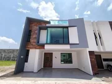 CASA EN VENTA EN FRACCIONAMIENTO CERRADO DE CUAUTLANCINGO