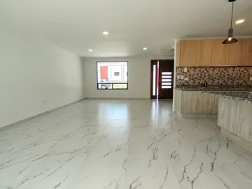 CASA EN VENTA EN FRACCIONAMIENTO CERRADO DE CUAUTLANCINGO