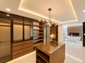 CASA EN VENTA FRENTE A ÁREA VERDE EN BARRIO CASCATTA, LOMAS DE ANGELÓPOLIS III