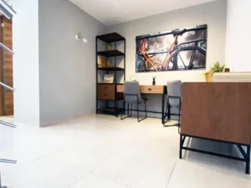 Casa en venta en la Rioja ,jardín y casa club.