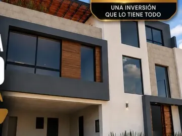 Casa en venta por la Explanada y Periférico