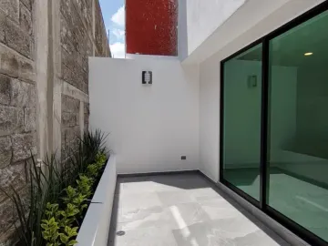CASA EN VENTA EN FRACCIONAMIENTO CERRADO DE CUAUTLANCINGO.