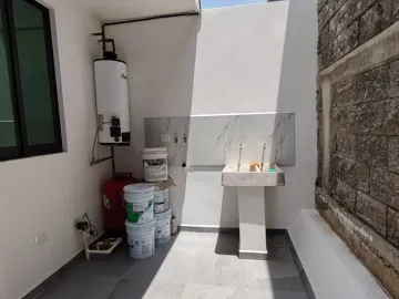 CASA EN VENTA EN FRACCIONAMIENTO CERRADO DE CUAUTLANCINGO.