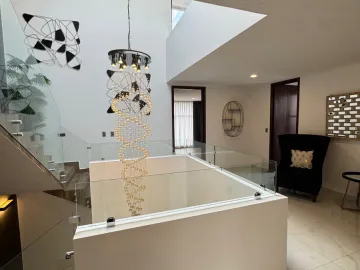 Casa en Venta | Parque Victoria, Lomas de Angelópolis II