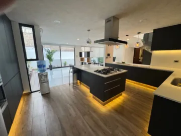 Casa en Venta | Parque Victoria, Lomas de Angelópolis II