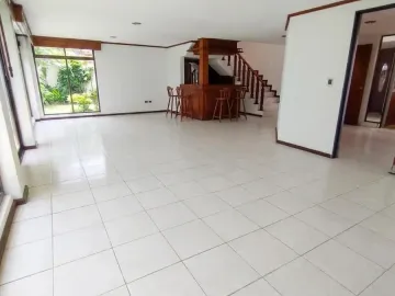 Venta Casa Col. El Cerrito Puebla Plaza Cristal Villa Encantada