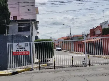 Venta Casa Col. El Cerrito Puebla Plaza Cristal Villa Encantada