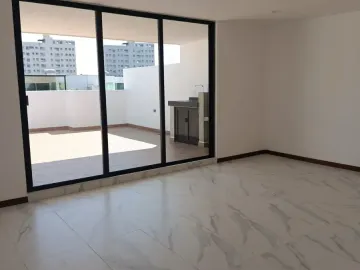 Casa en venta en Arboreto, San Pedro Cholula: Amplia y moderna con jardín