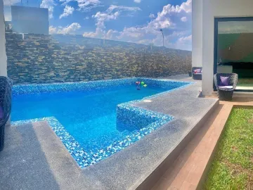 Casa venta en sierra alta