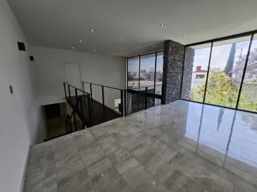 CASA EN FRACCIONAMIENTO EN SAN PEDRO CHOLULA PUE