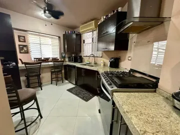 Casa en Venta en Colinas de San Jerónimo, Monterrey, Nuevo León