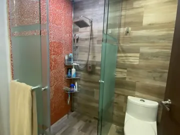 Departamento en Venta en Fuentes del Valle, San Pedro Garza García, Nuevo León