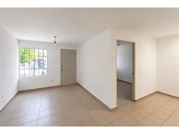 CASA EN VENTA DE UN NIVEL CON EXCEDENTE EN PIRAMIDES QUERETARO