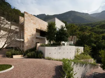 Casa en Venta en Lomas del Rosario, San Pedro Garza García, Nuevo León