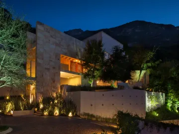 Casa en Venta en Lomas del Rosario, San Pedro Garza García, Nuevo León