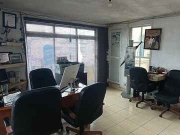 Edificio Comercial en Fraccionamiento Ciudad Azteca Sección Oriente
