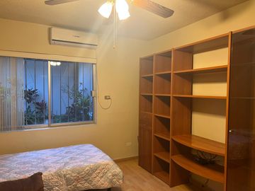 Casa en Venta en El Roble-Anahuac, San Nicolás de los Garza