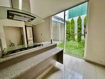 CASA EN VENTA EN SAN MATEO ATENCO,  EN PRIVADA CON SALIDA RÁPIDA A CD.MX
