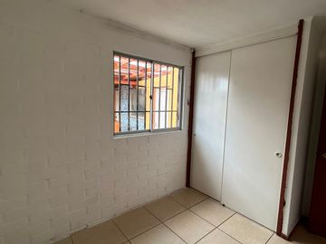 Oportunidad única! Amplia casa de 3 dormitorios y 2 baños
