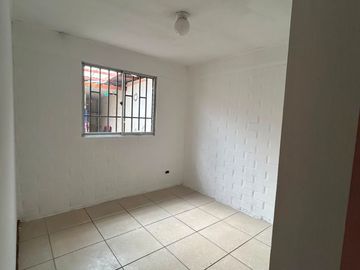 Oportunidad única! Amplia casa de 3 dormitorios y 2 baños