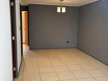 Oportunidad única! Amplia casa de 3 dormitorios y 2 baños